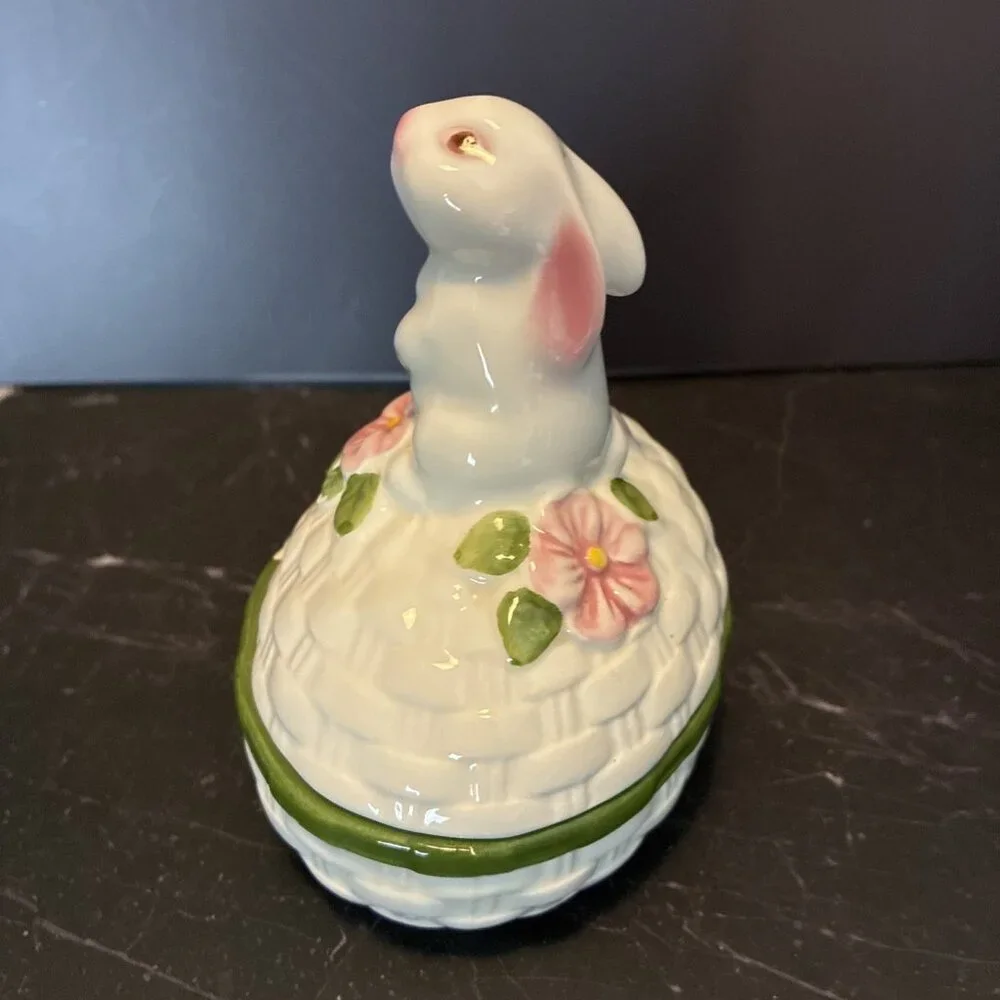 Vintage Avon Bunny Covered Trinket Box Hand Painted Brazil Easter Decor 1982